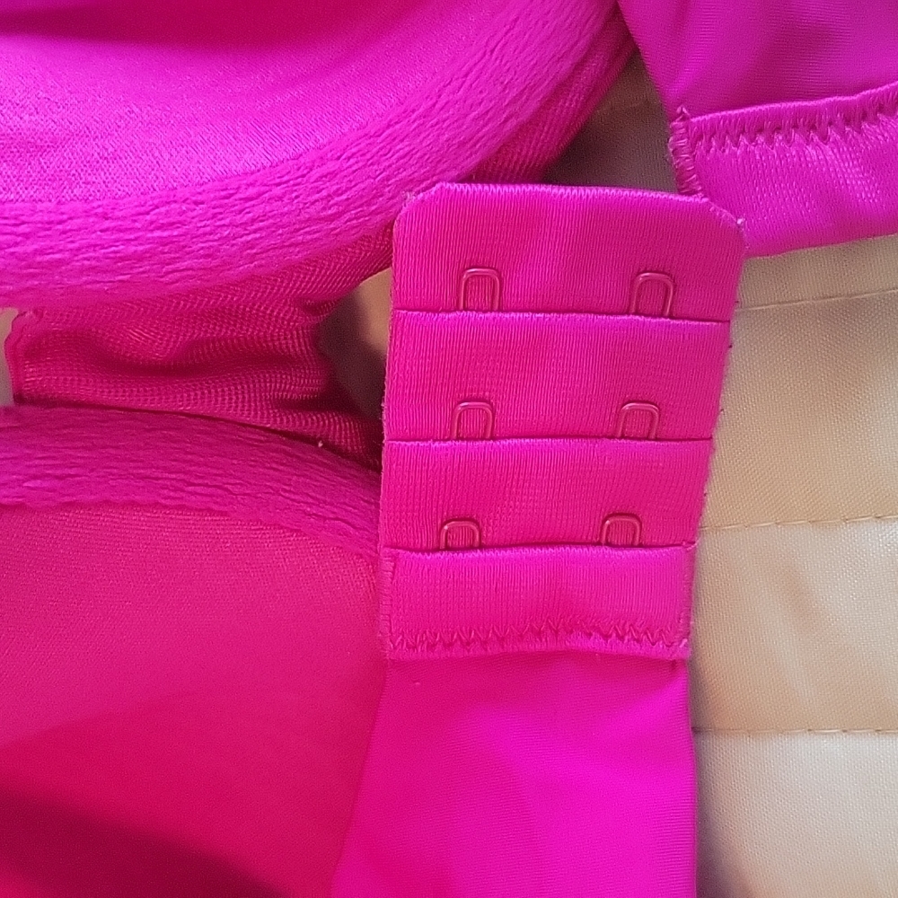 TORRID HOT PINK 38D PADDED BRA WITH UNDERWIRE - Picture 6 of 10